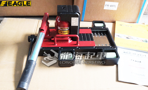 EAGLE JACK FR-TL帶滑動(dòng)輪爪式千斤頂實(shí)物圖四