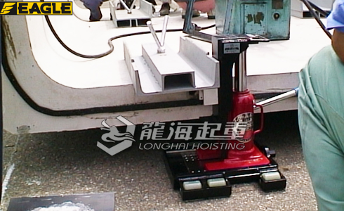 EAGLE JACK FR-TL帶滑動(dòng)輪爪式千斤頂案例圖一